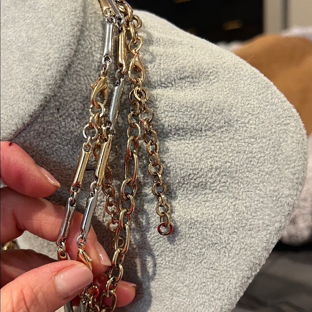 Chic Multi-Color Charm Necklace - Picture 3 of 4